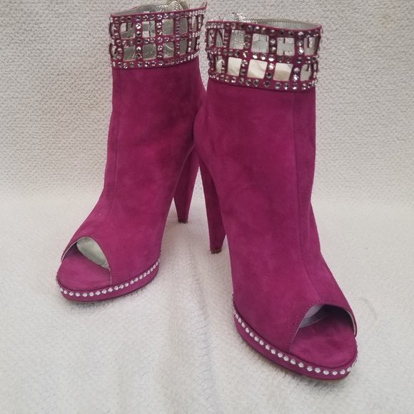 Hot pink new leather booties ! - Picture 3 of 6